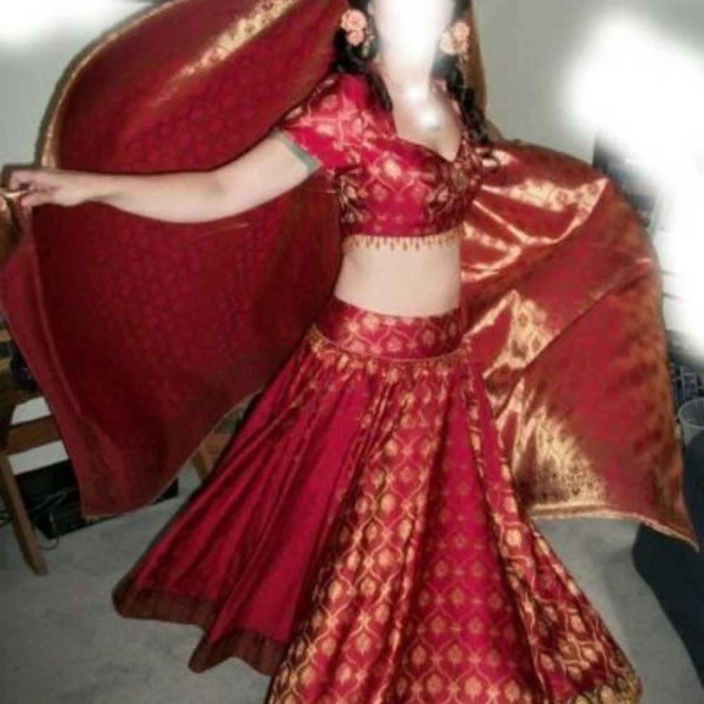 Red 2-piece Gown Midriff Brocade Mystical Belly Dance Medium